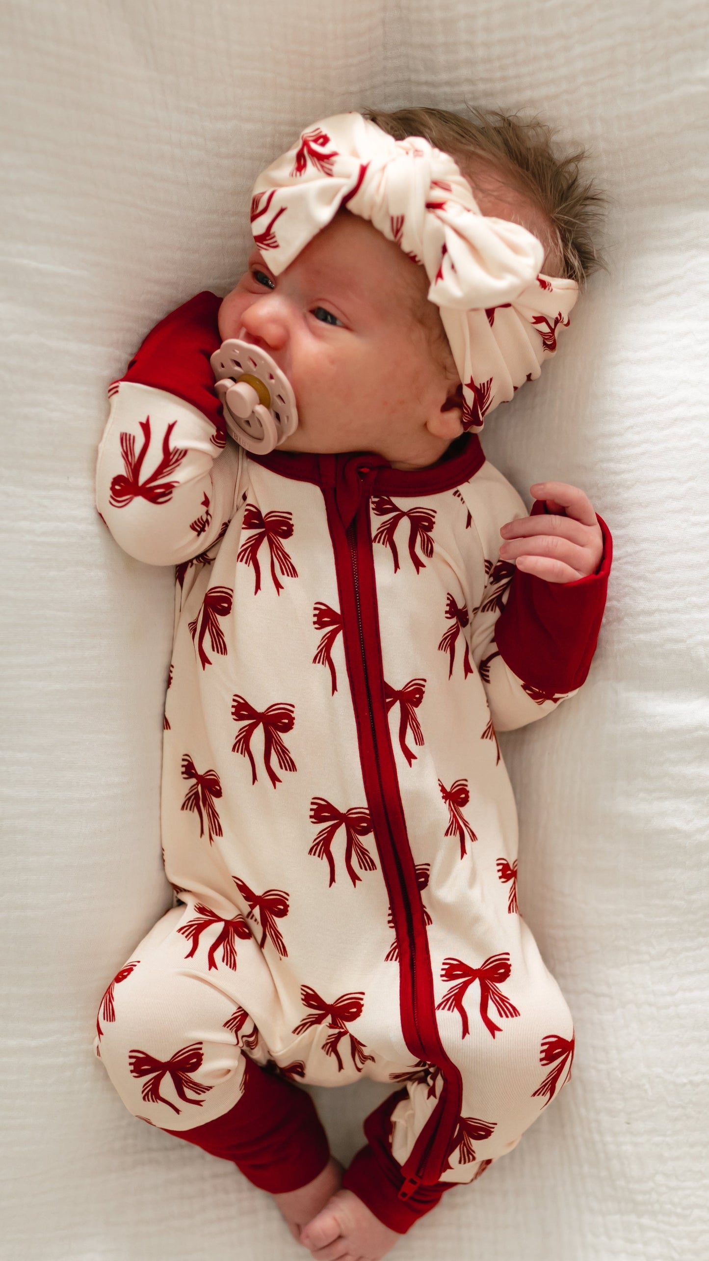 Infant Knot Head Bow in Christmas Bows