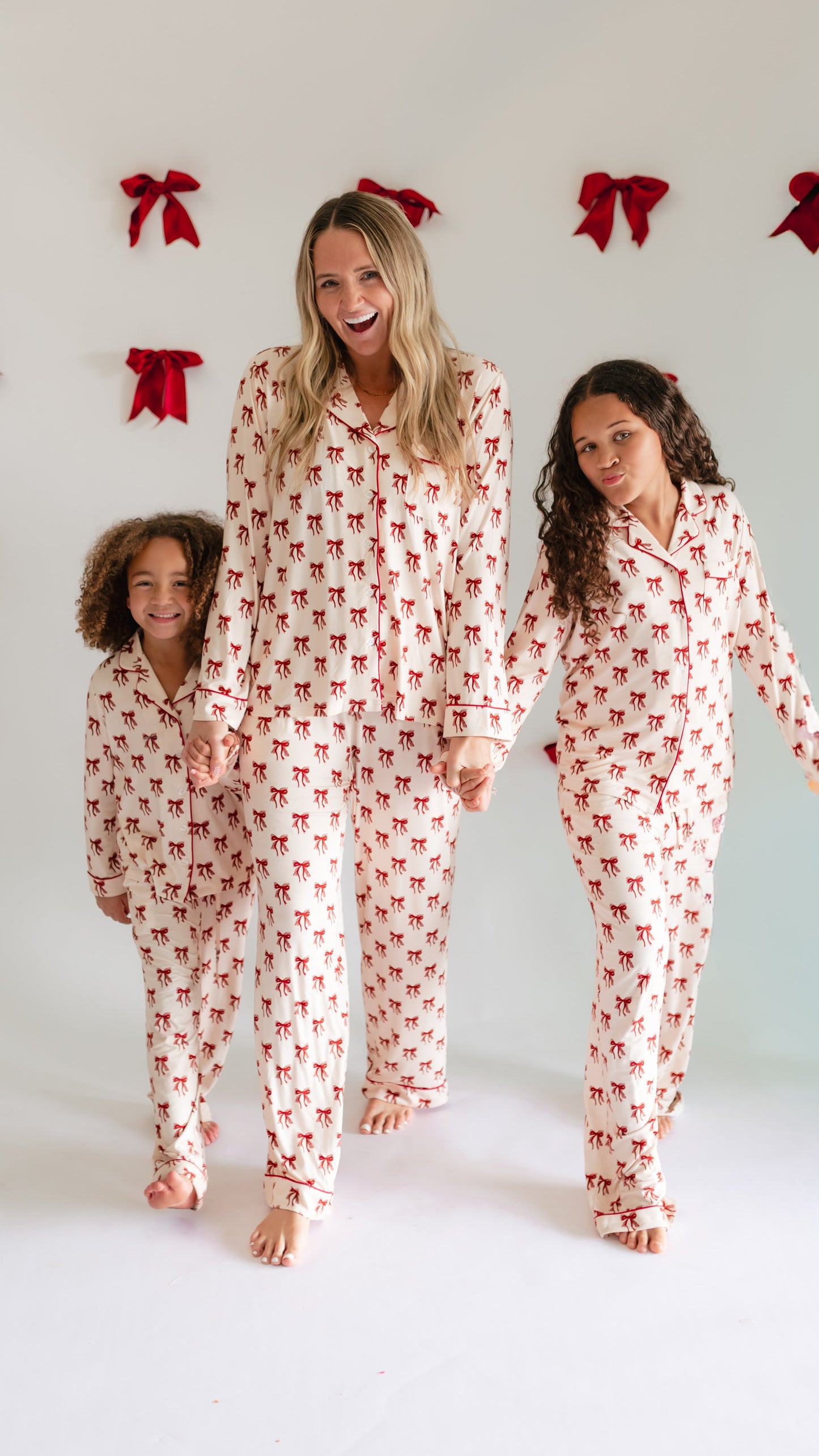 Girl's Button Up Set in Classic Bows