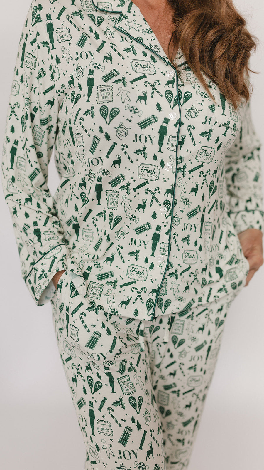 Women's Button Up Set In Vintage Christmas