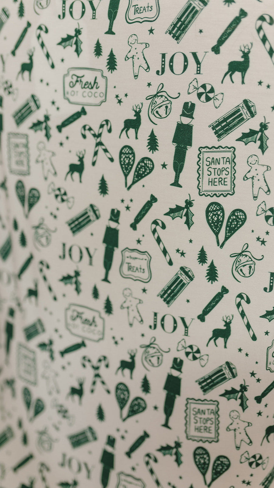 Adult Jogger Set In Vintage Christmas