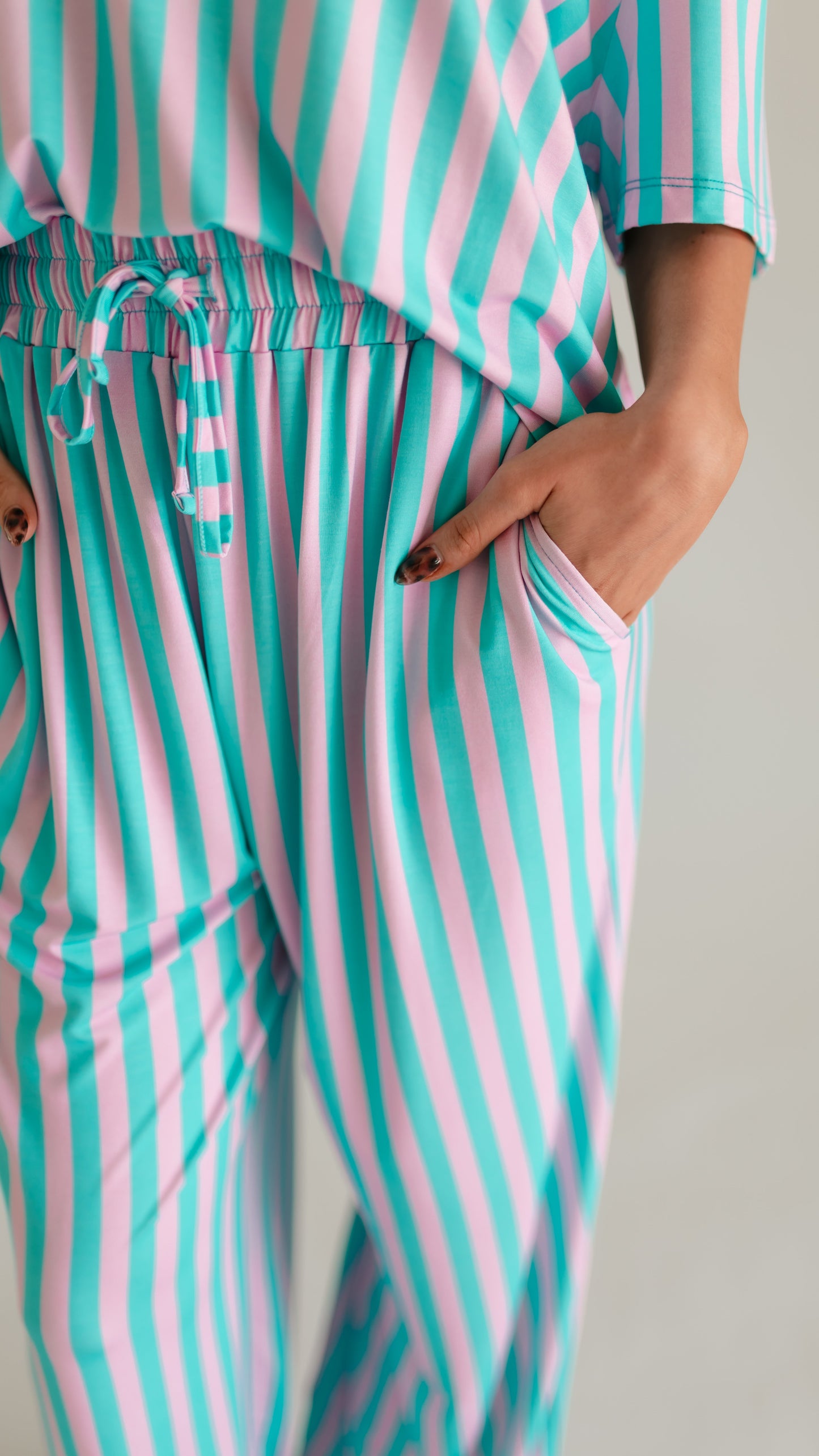 Women's T-Shirt and Pants Set in Cotton Candy Stripes