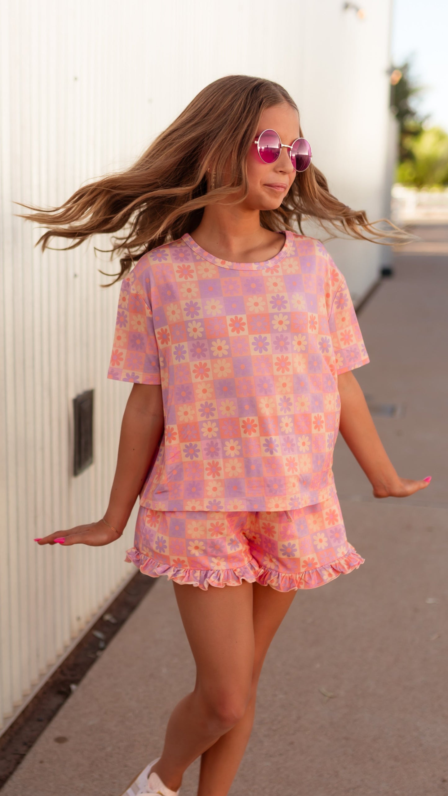 Girl's Ruffle Short Set in Groovy Checkered Flowers