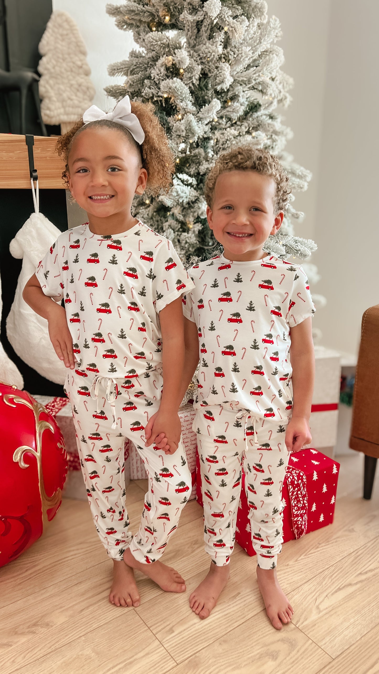 Youth Jogger Set In Candy Cane Lane