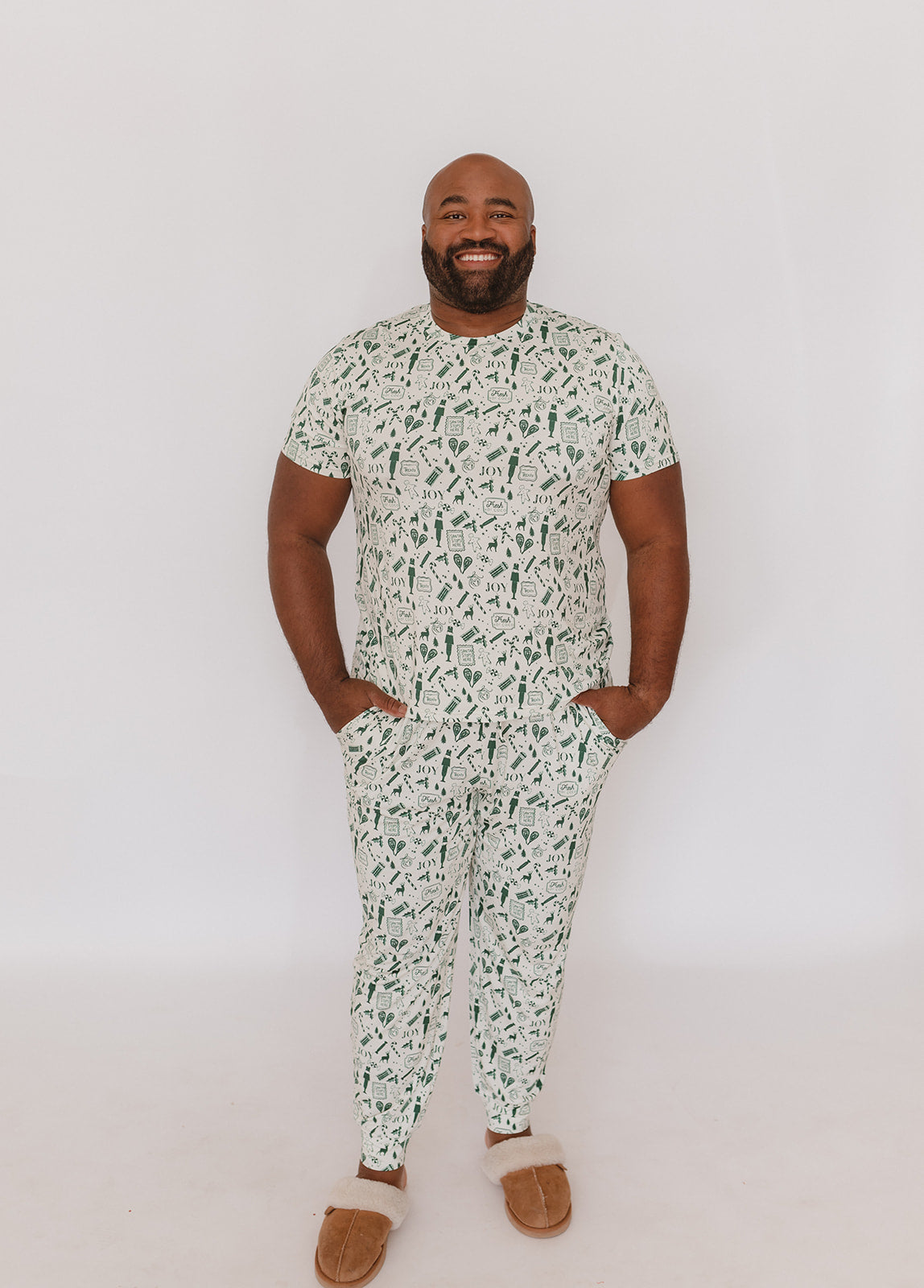 Adult Jogger Set In Vintage Christmas