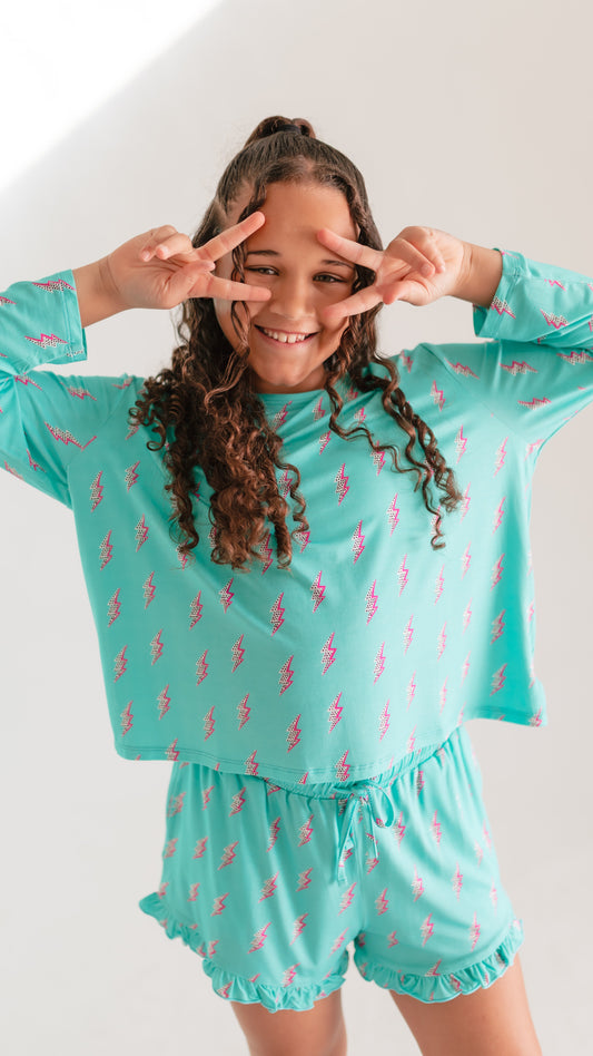 Girl's Long Sleeve and Ruffle Shorts Set in Neon Bolts