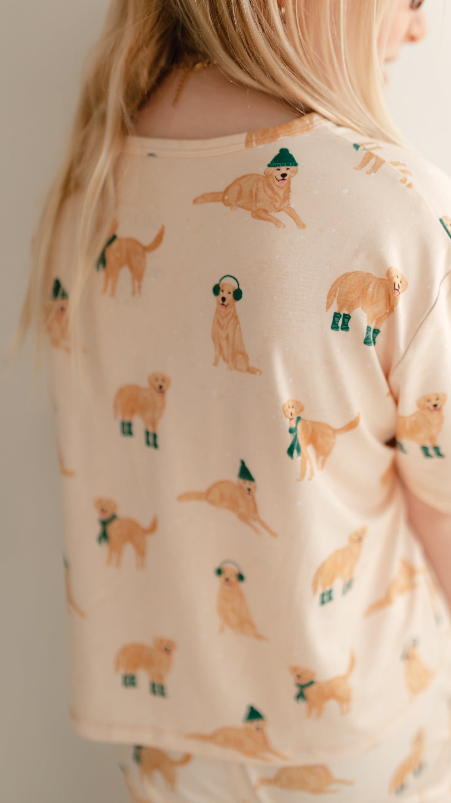 Girl's T-Shirt and Pants Set in Winnie