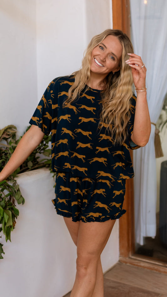 Women’s Ruffle Short Set in Leopards