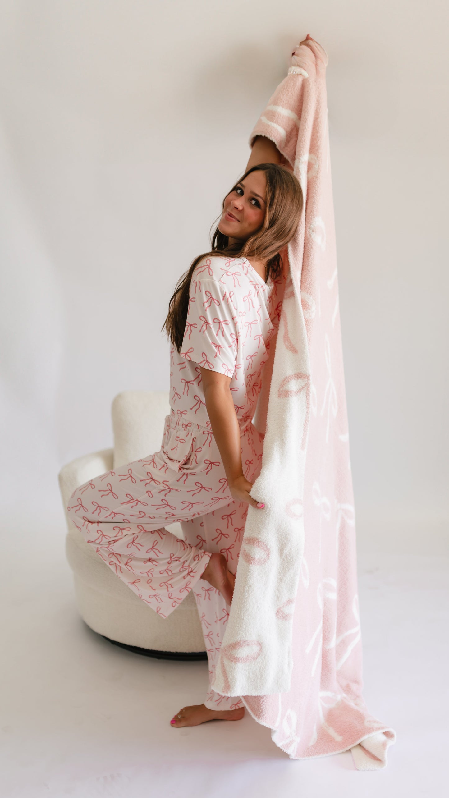 Adult Plush Throw Blanket in Halle