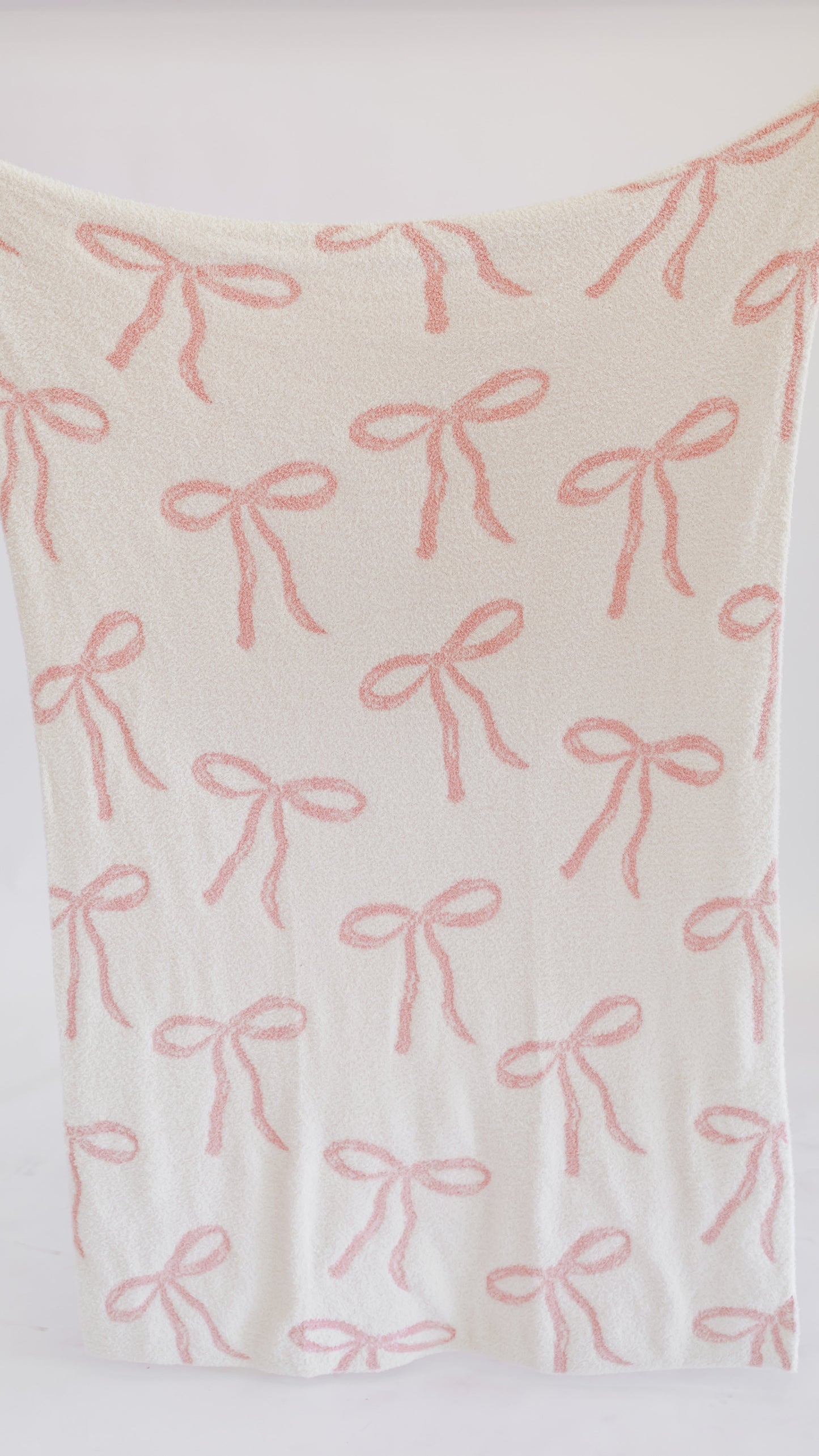 Youth Plush Throw Blanket in Halle