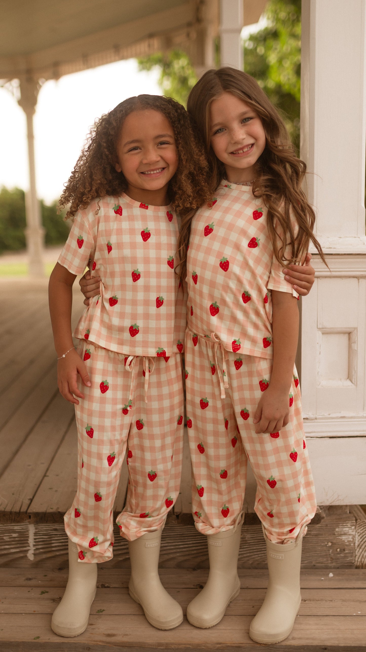 Girl's T-shirt and Pants Set in Strawberry Gingham