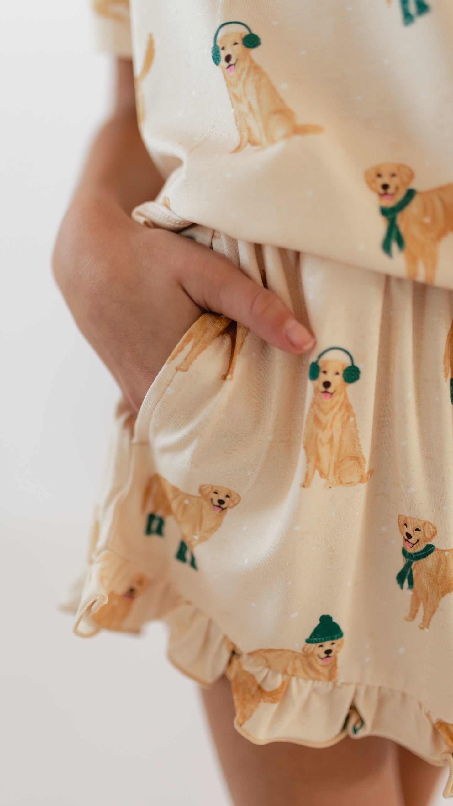 Girl's Ruffle Short Set in Winnie