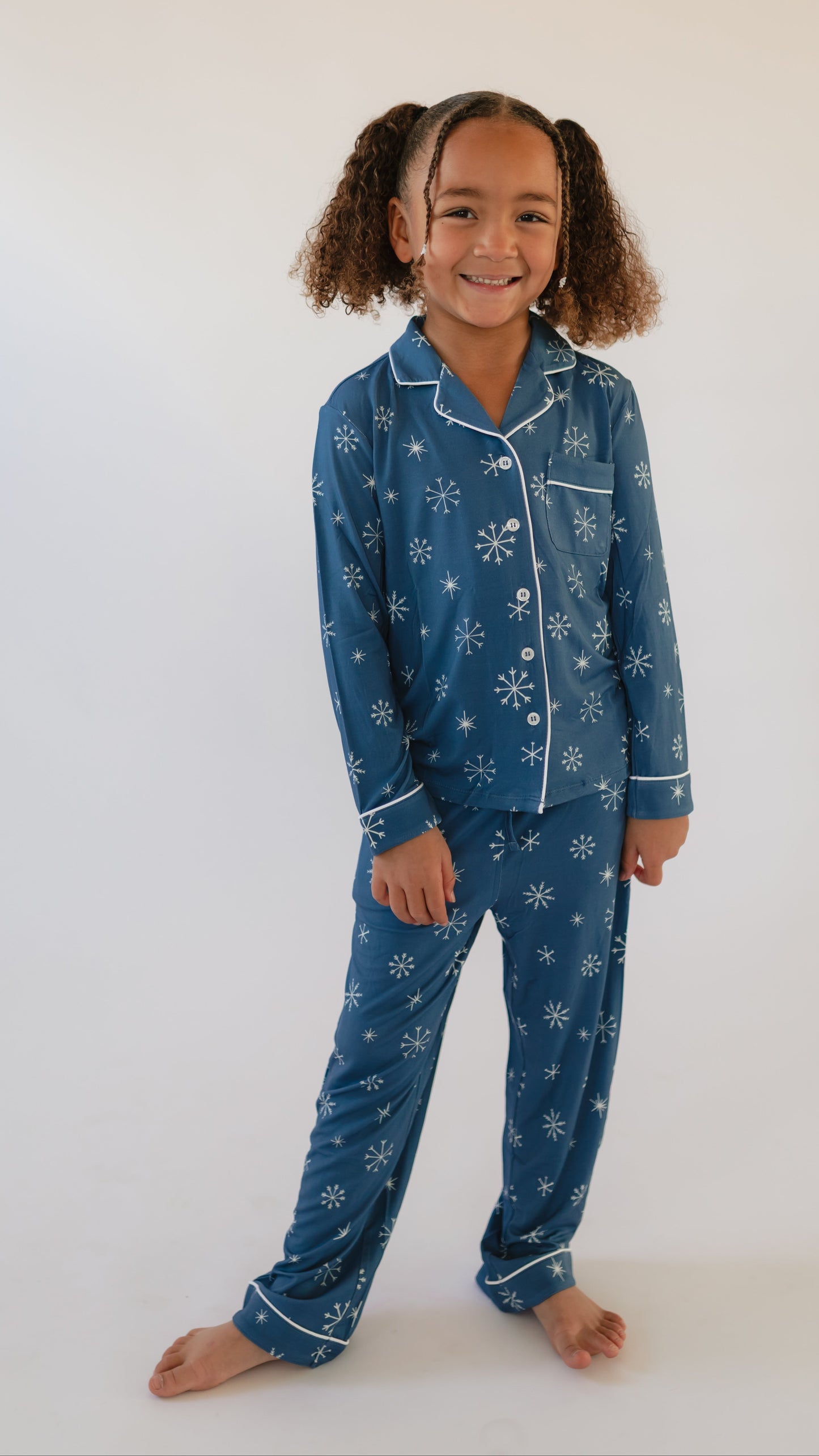 Girl's Button Up Set in Snowflakes