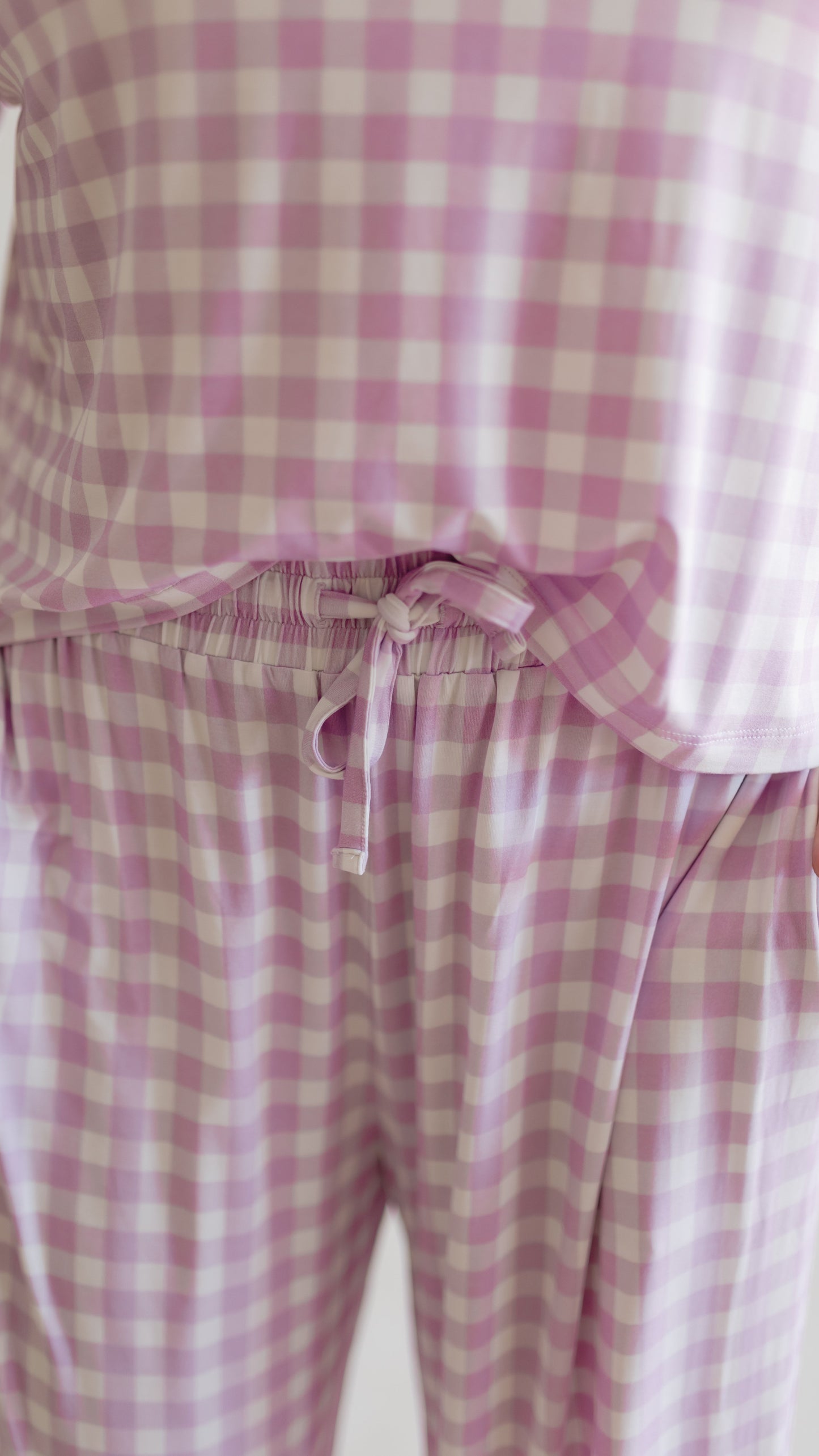 Women's T-Shirt and Pants Set in Purple Gingham