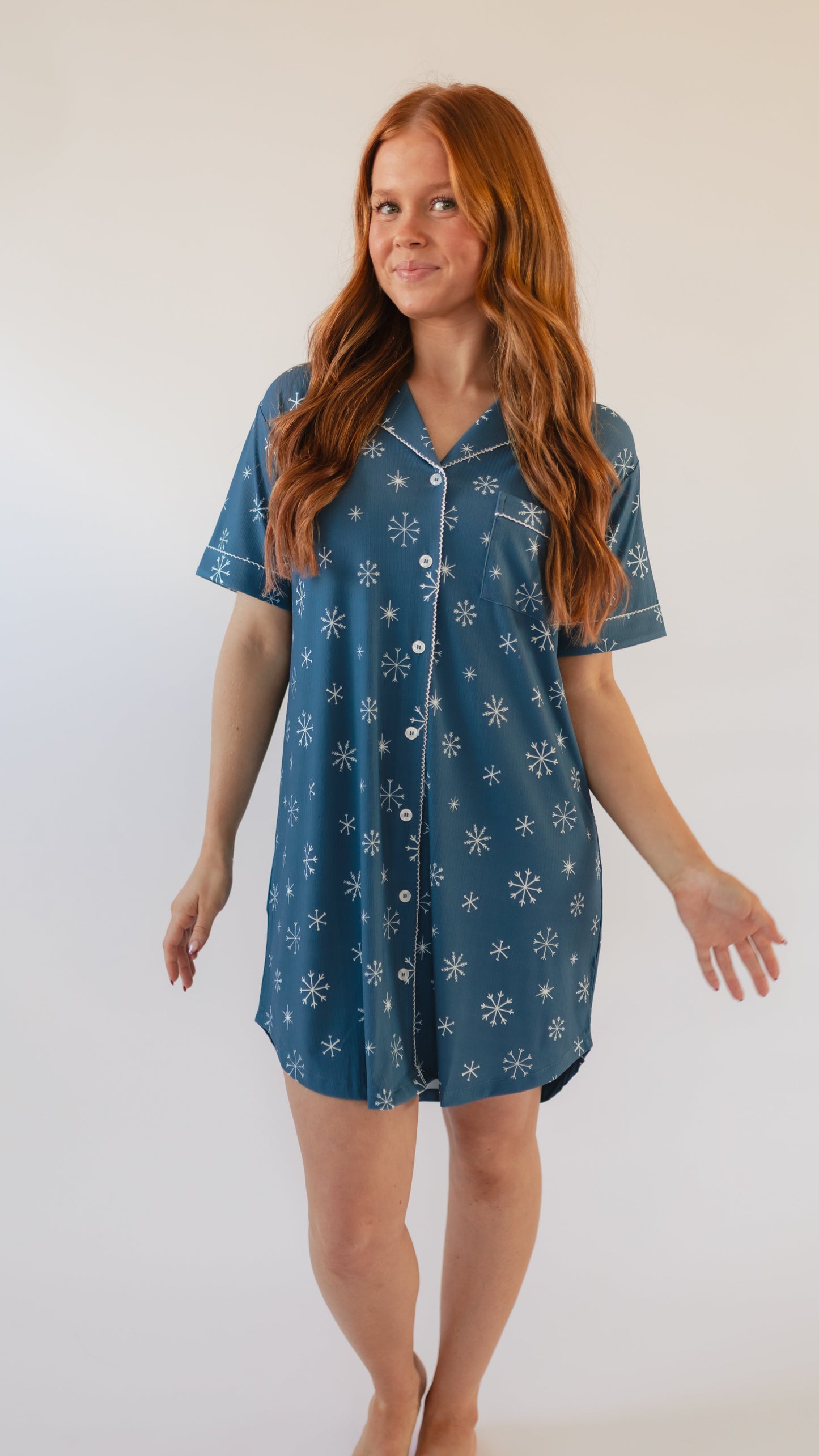 Women's Ribbed Button Down Dress In Snowflakes