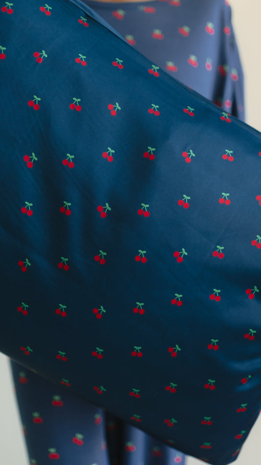 Satin Pillowcase in Cherries