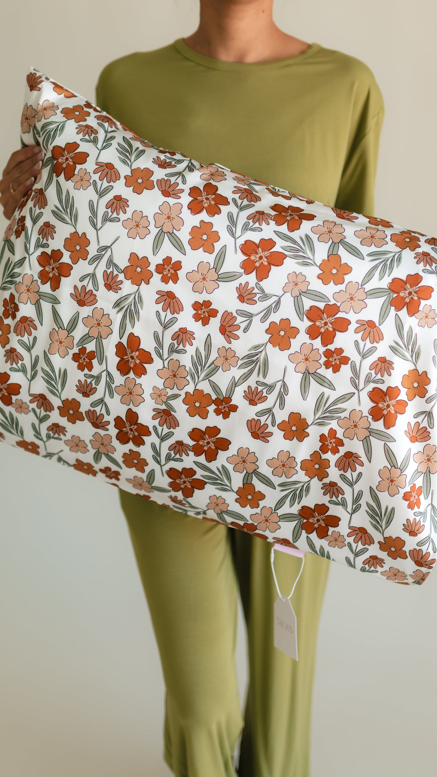 Satin Pillowcase in Wildflowers