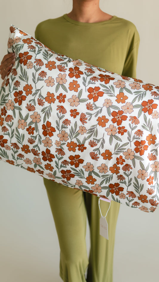 Satin Pillowcase in Wildflowers
