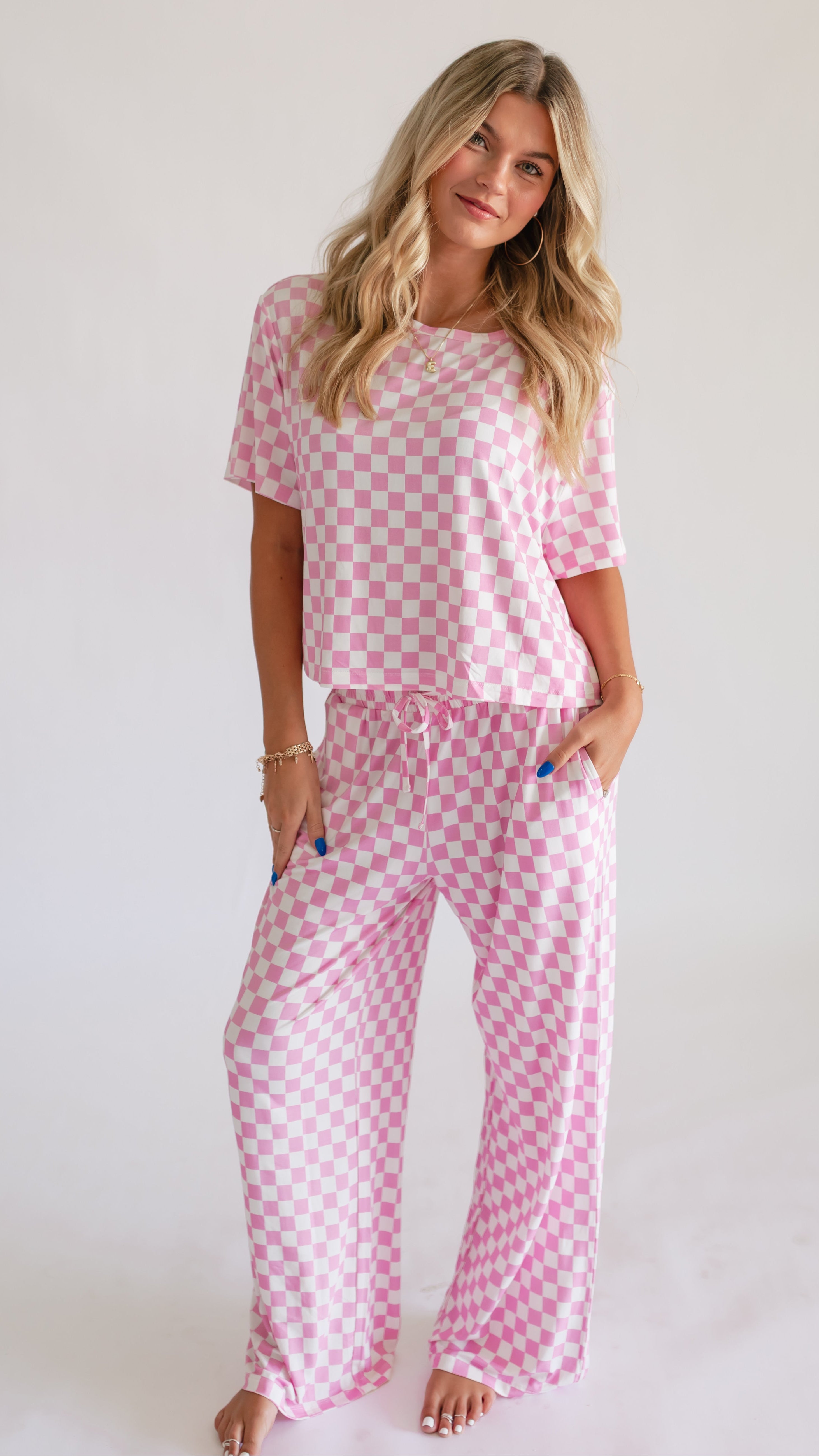 Women's T-Shirt and Pants Set in Pink Checkered Silks Women's T-Shirt and Pants Set in Pink Checkered Silks