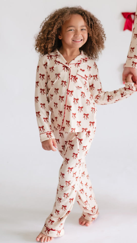 Girl's Button Up Set in Classic Bows