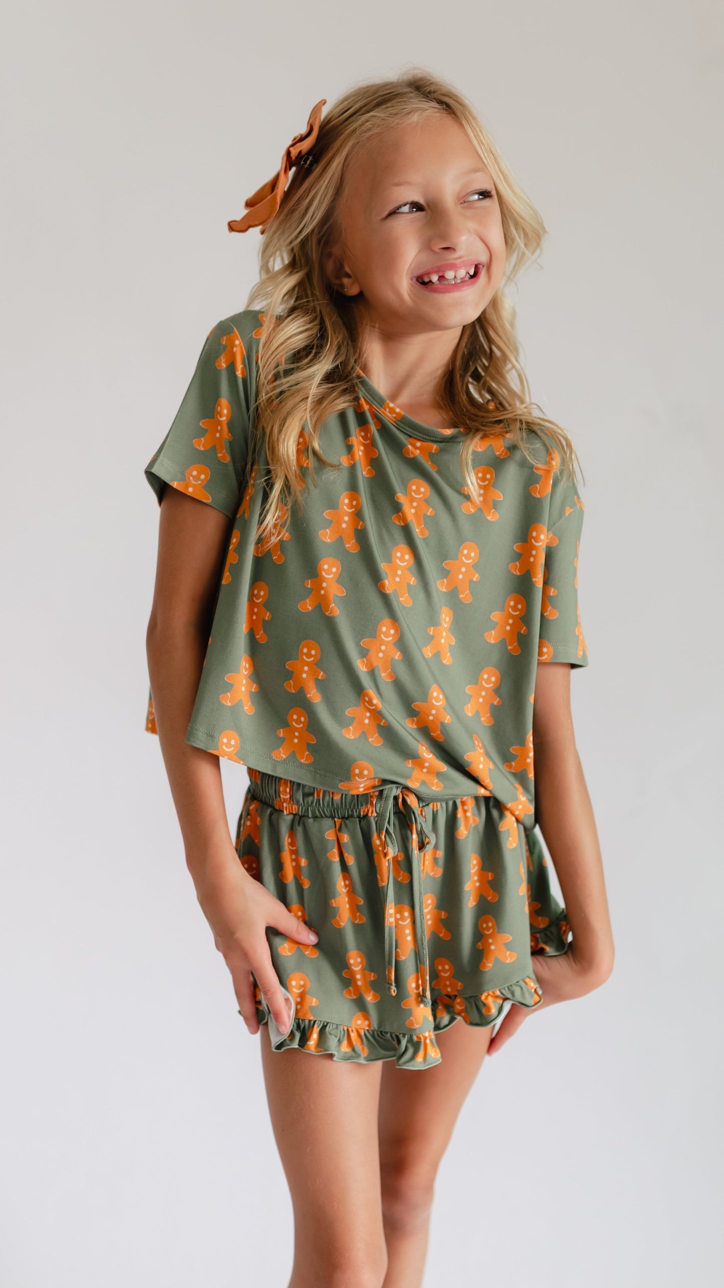 Girl's Ruffle Short Set in Gingerbreads