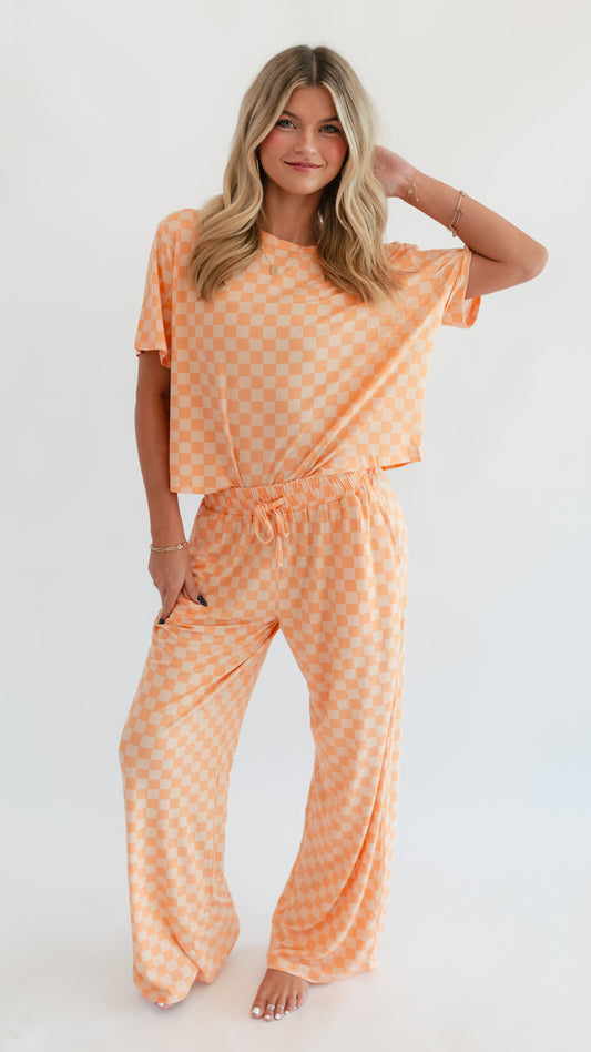 Women's T-Shirt and Pants Set In Orange Checkered
