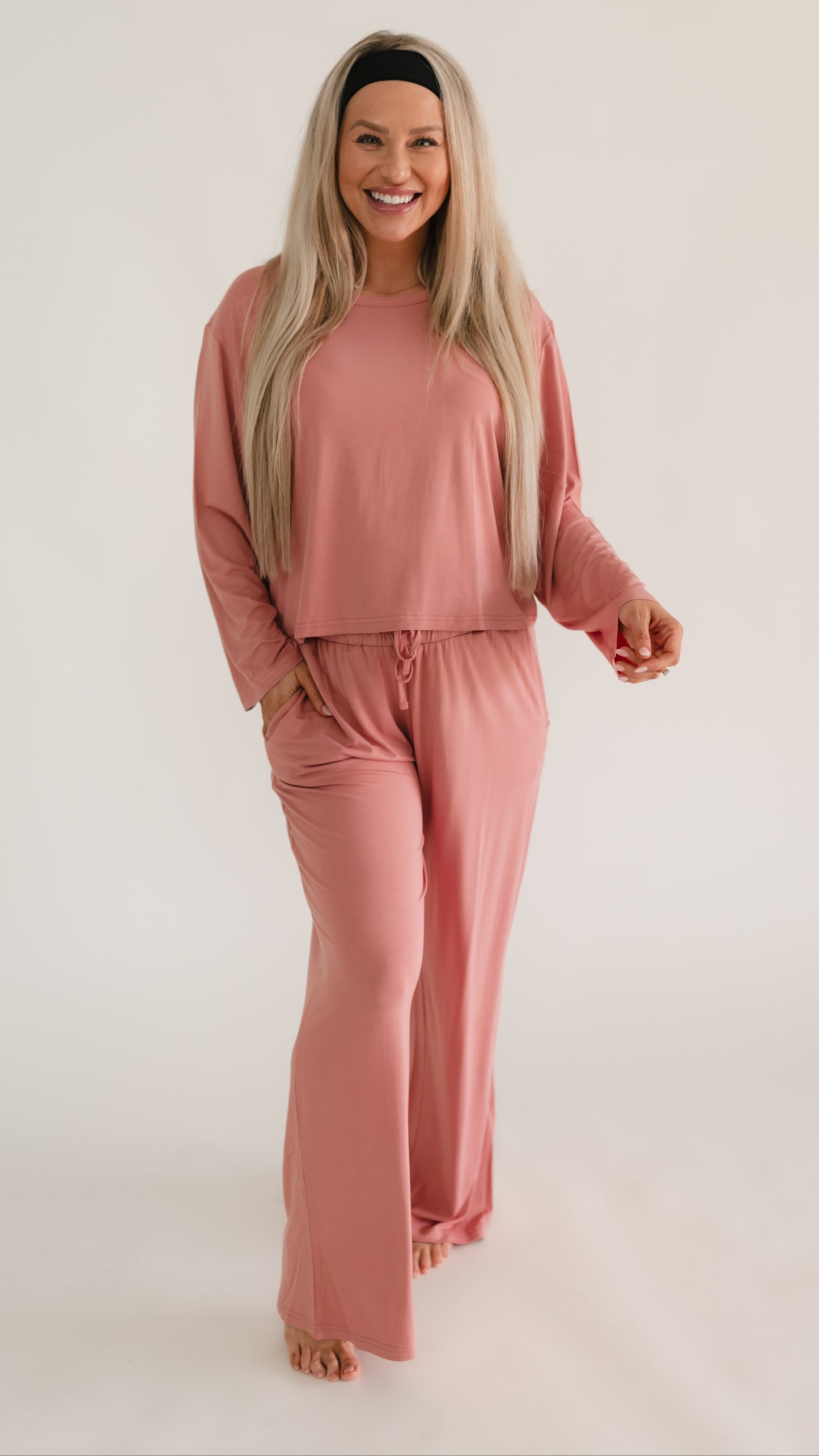 Women's Long Sleeve and Pants Set In Mauve