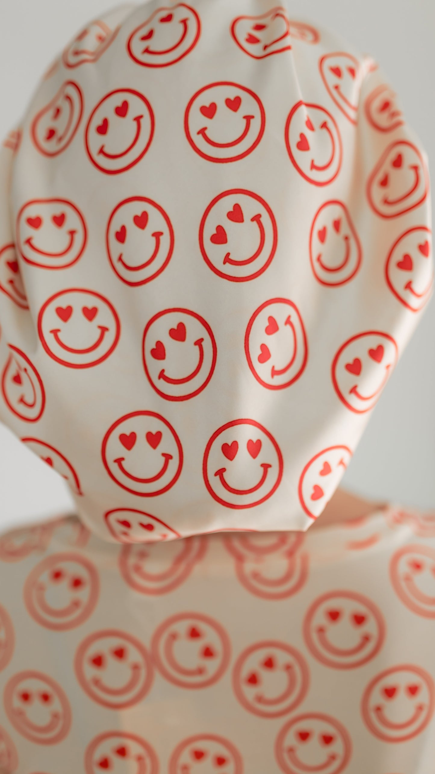 Adult Satin Bonnet in Heart Smileys