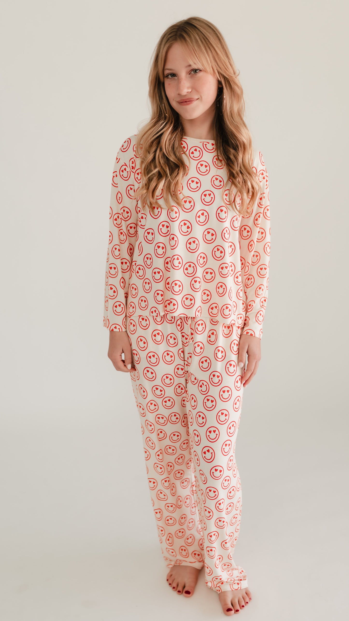 Girl's Long Sleeve and Pants Set in Heart Smileys