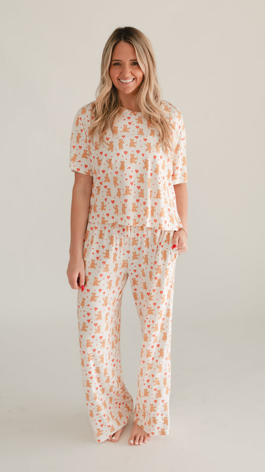 Women's T-Shirt and Pants Set in Heart Bears
