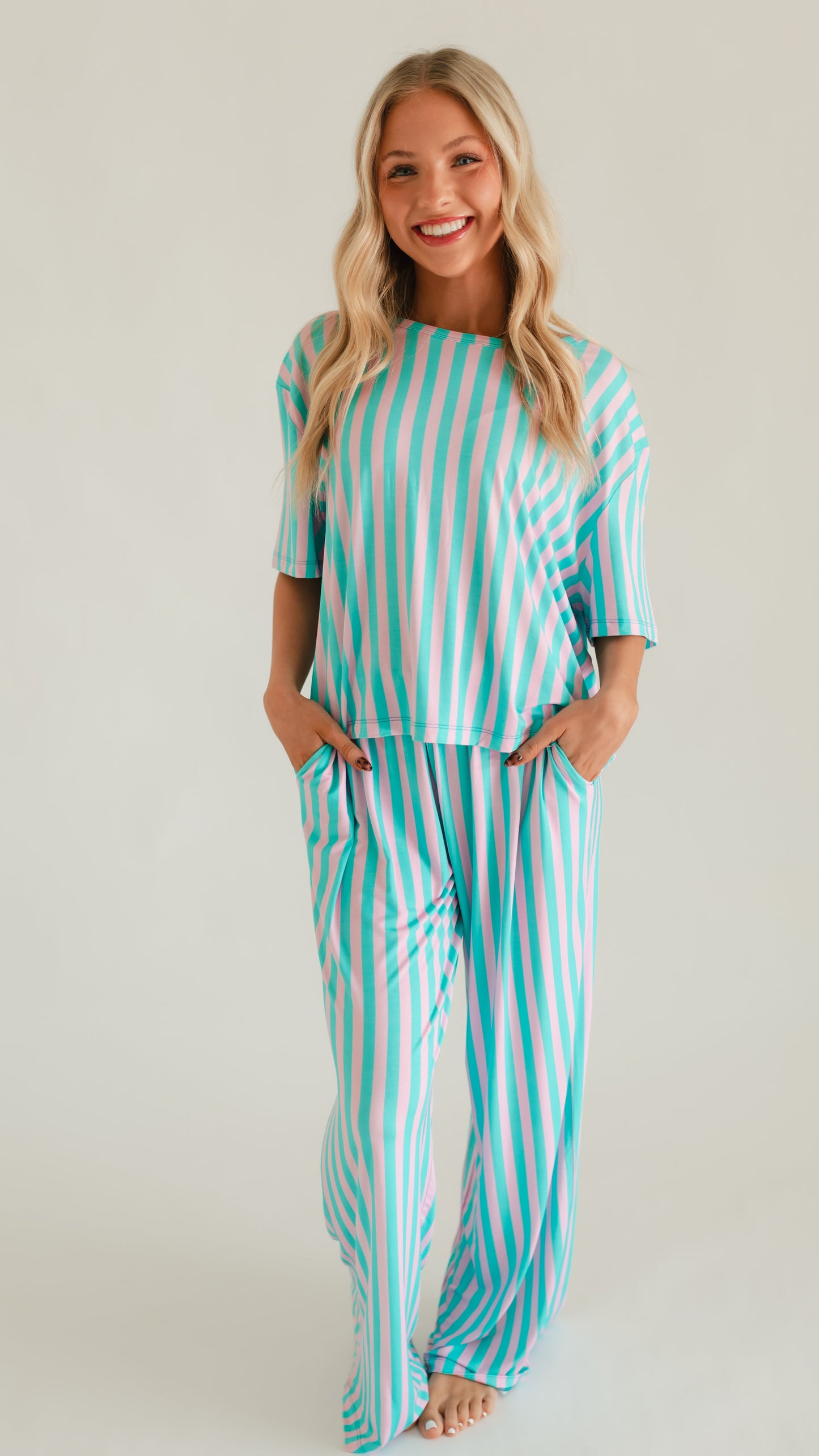 Women's T-Shirt and Pants Set in Cotton Candy Stripes