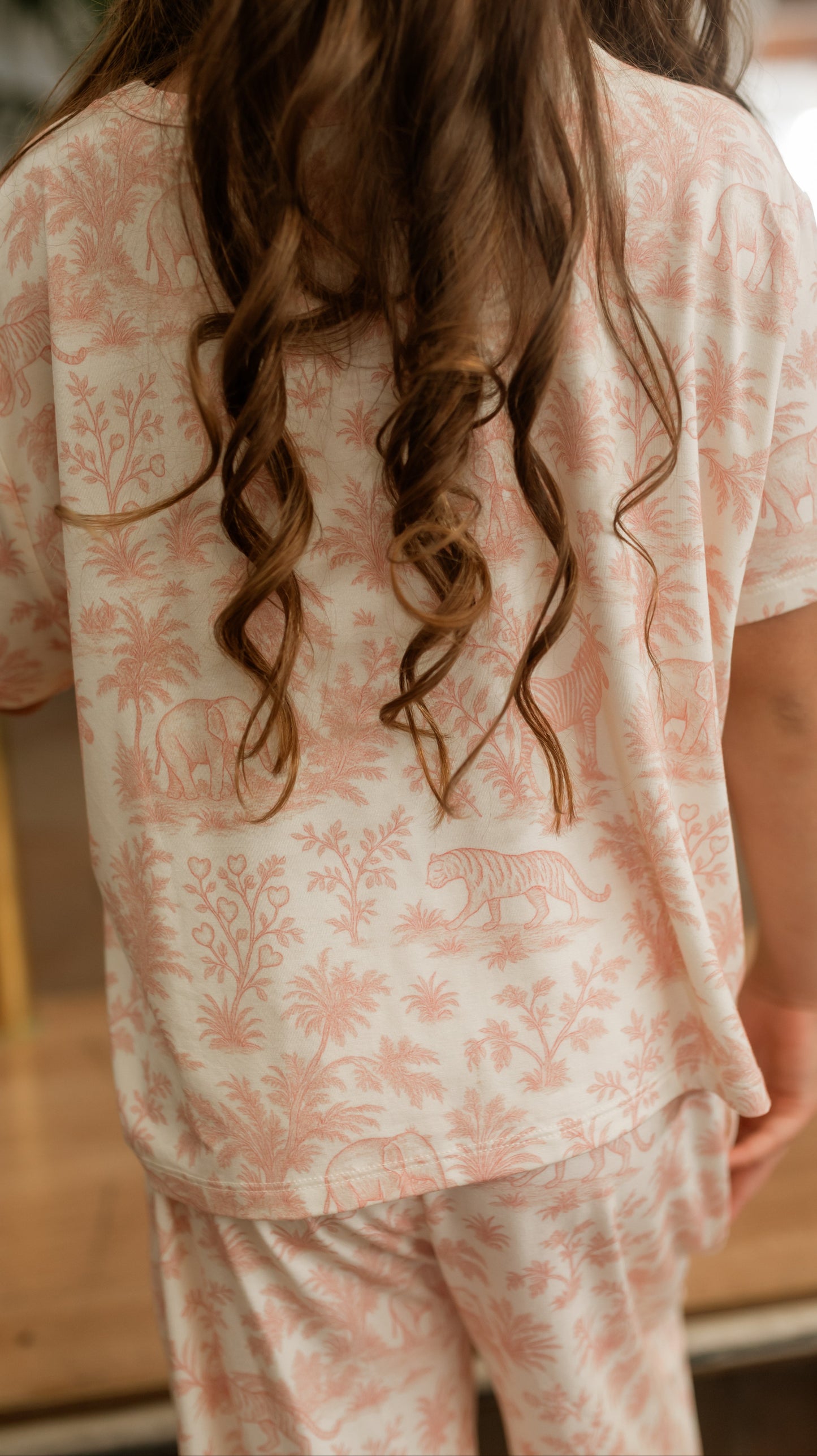 Girl's T-shirt and Pants Set in Pink Safari