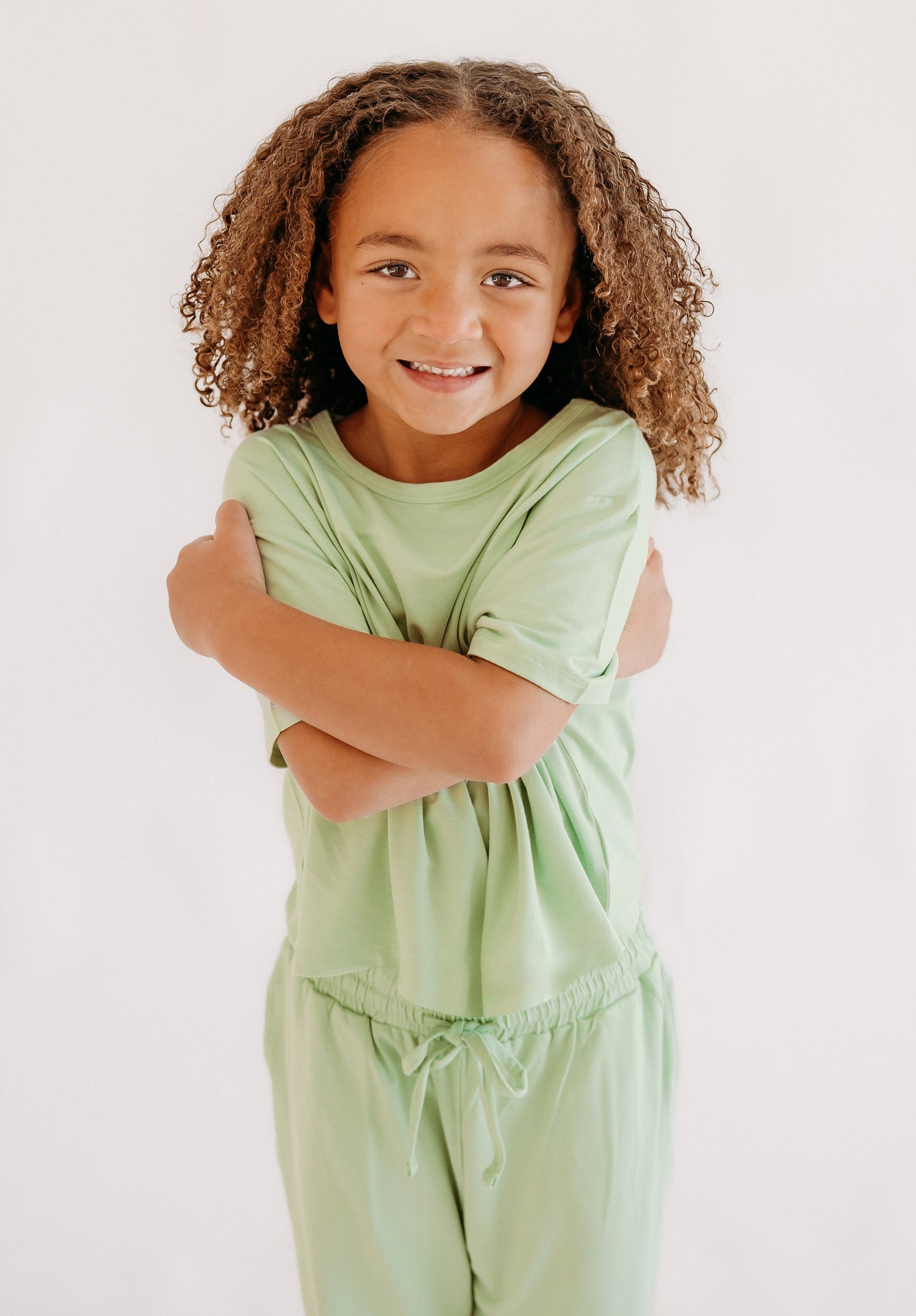 Girls T-shirt Lounge Set in Sage Green