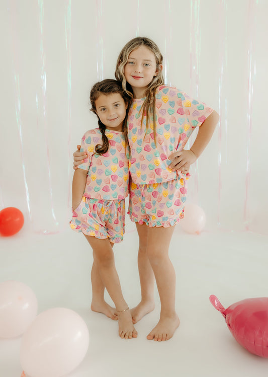 Girls Ruffle Short Set in Conversation Hearts